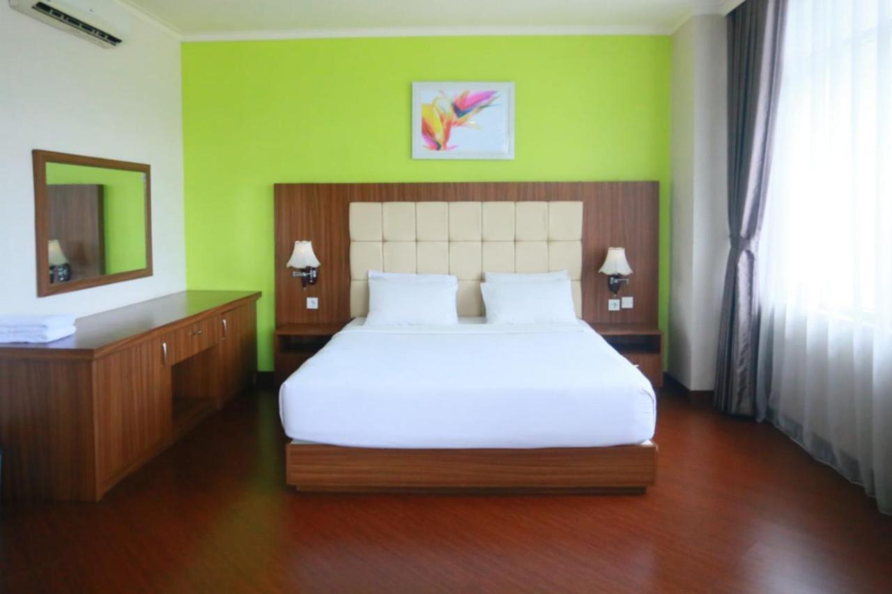 Utc Dago Hotel Bandung Exteriér fotografie
